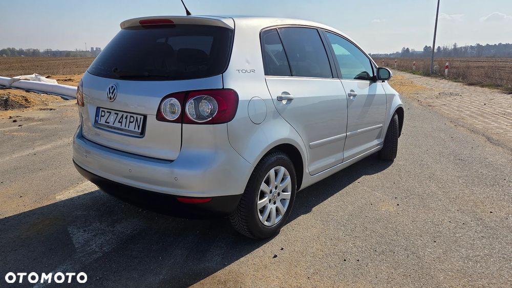 Volkswagen Golf Plus 2.0 TDI Comfortline - 14