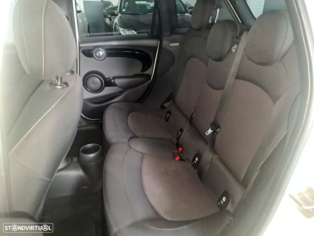 MINI 5 Portas One - 13