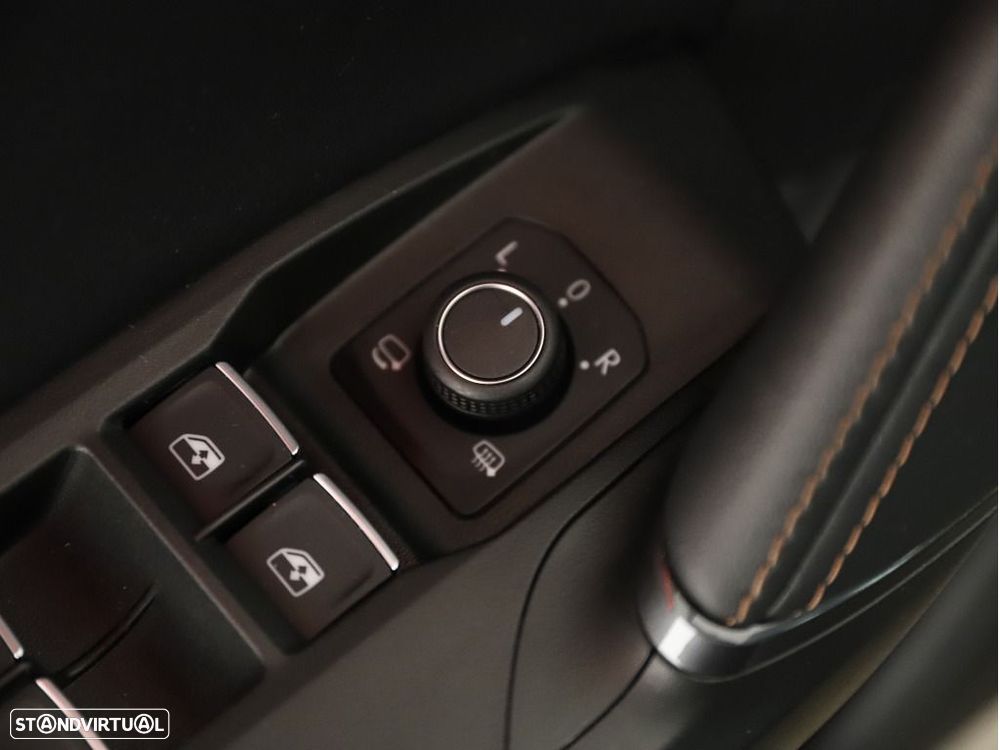 Cupra Formentor 1.4 e-Hybrid DSG - 14
