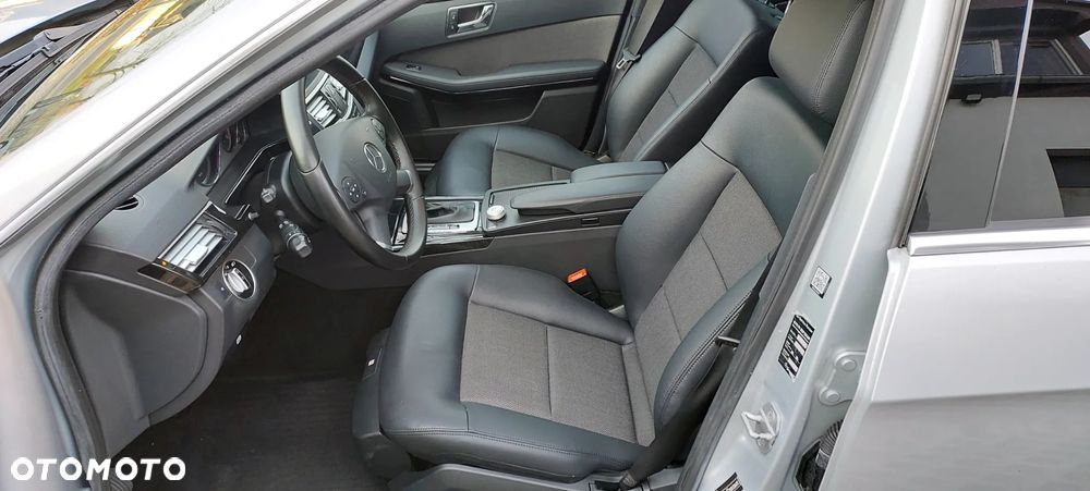 Mercedes-Benz Klasa E - 9