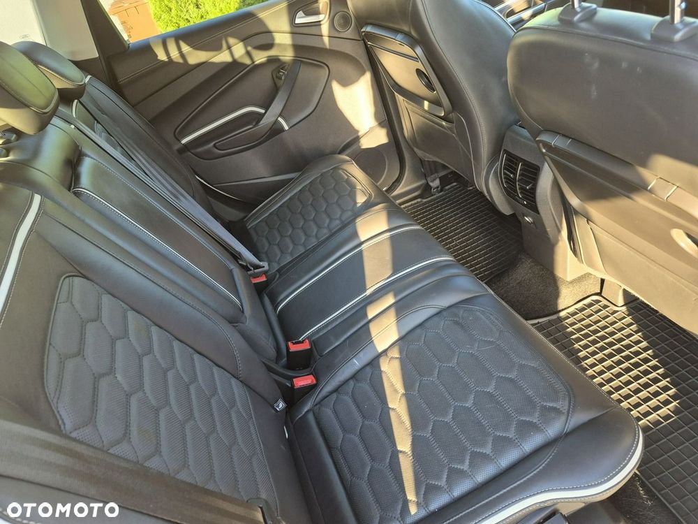 Ford Kuga - 14