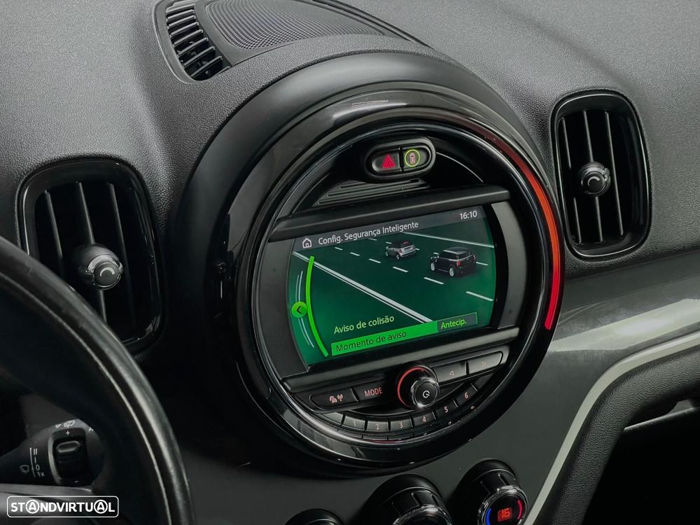 MINI Countryman Cooper SE ALL4 Auto - 23