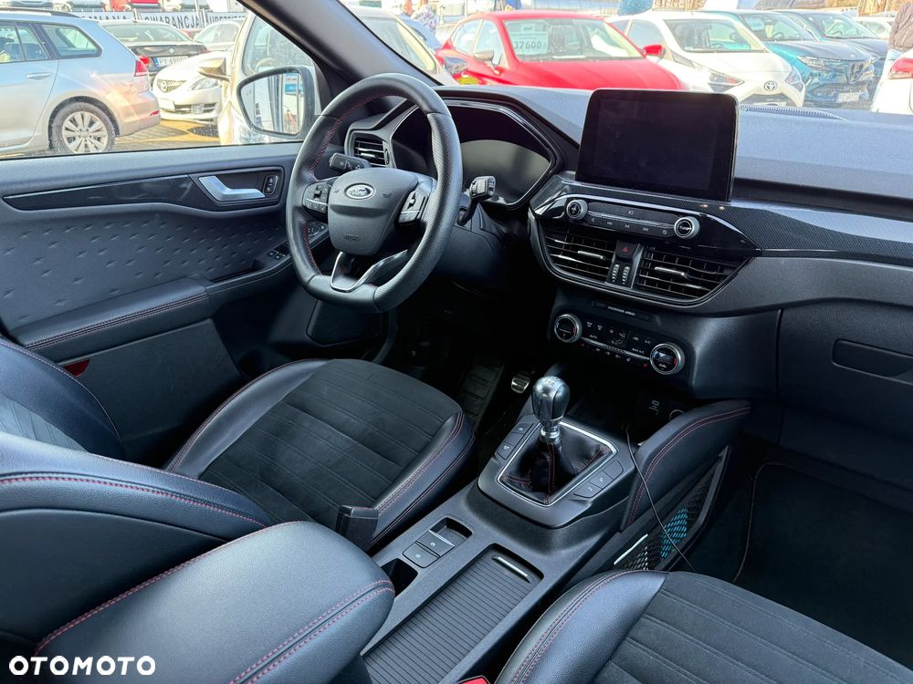 Ford Kuga 2.0 TDCi FWD ST-Line - 27