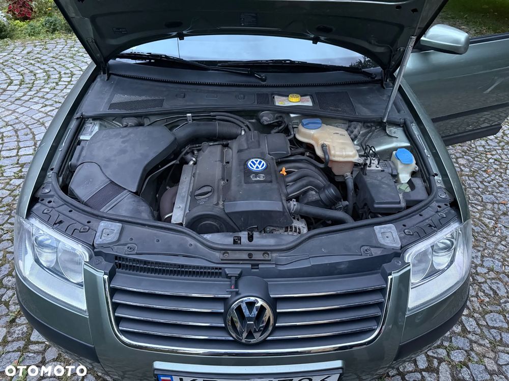 Volkswagen Passat 1.6 Basis - 10