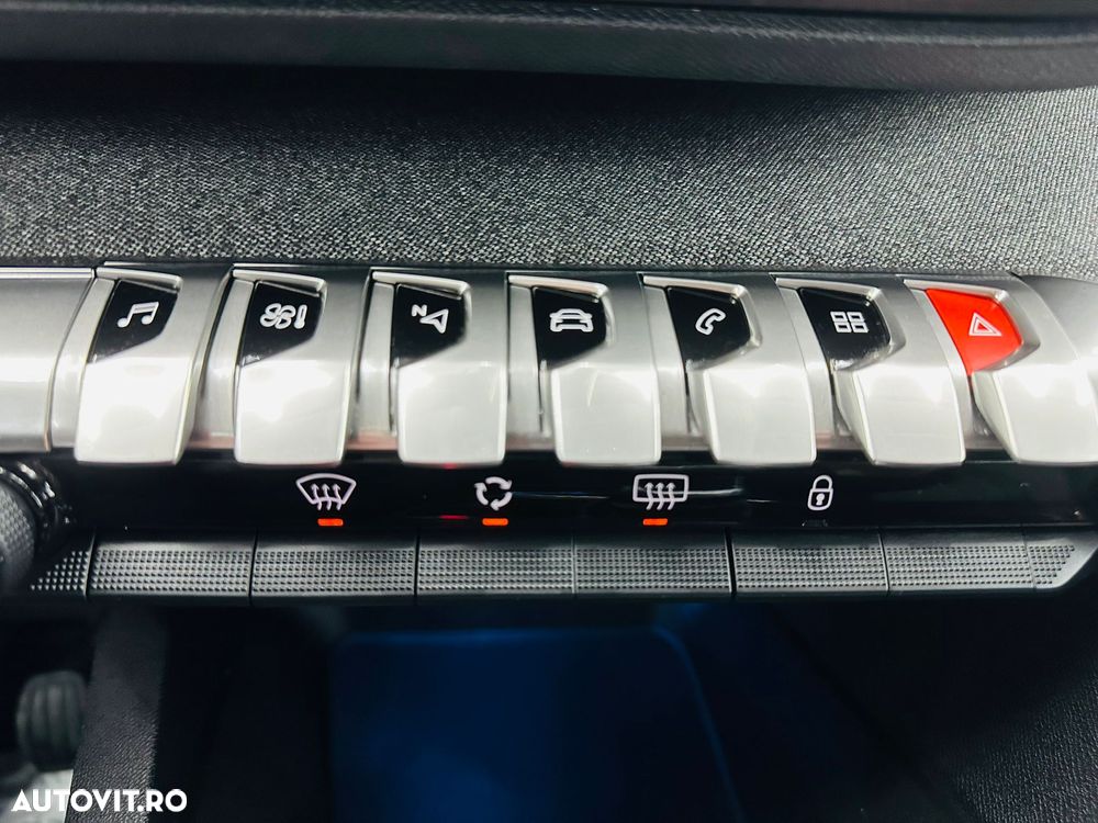 Peugeot 5008 1.2 Puretech Turbo s&s Allure - 25