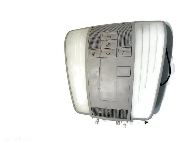 MERCEDES E W212 LAMPKA PODSUFITKI A2129064201 - 1