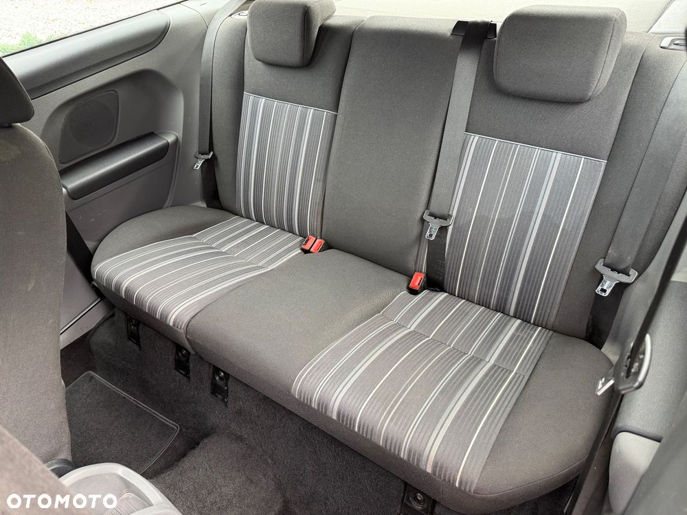 Ford Focus 1.6 16V Style+ - 15