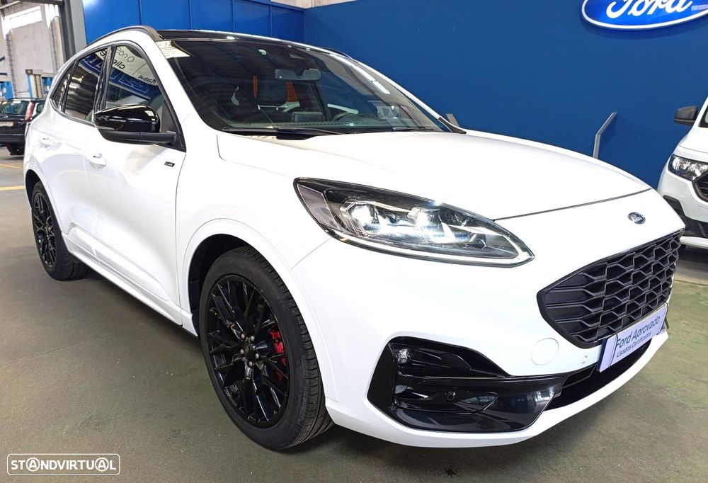 Ford Kuga 1.5 EcoBoost ST-Line X — fotografia 2