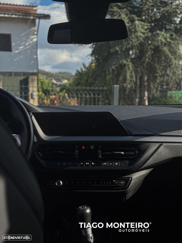 BMW 116 d Pack Desportivo M - 50