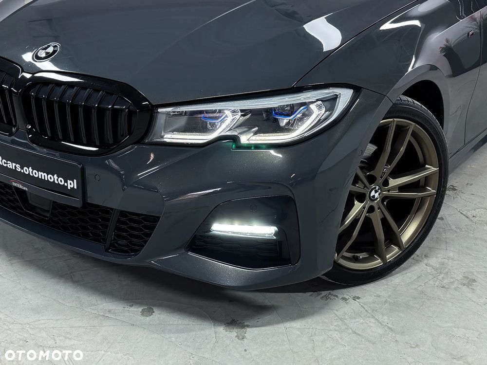 BMW Seria 3 320d xDrive M Sport Shadow - 38