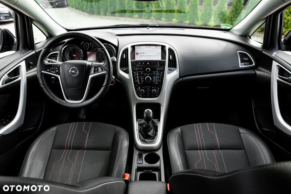 Opel Astra 1.4 Turbo - 28