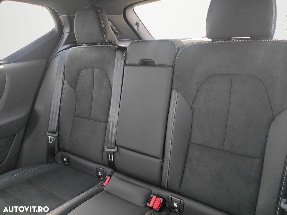 Volvo XC 40 - 16
