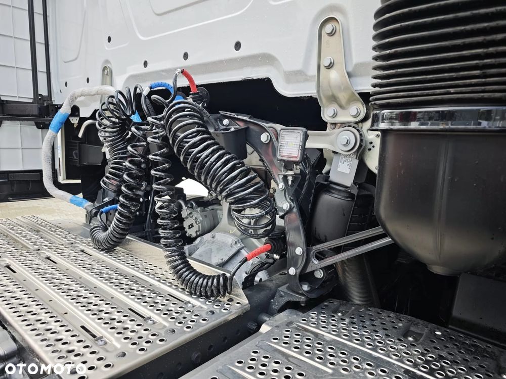 Mercedes-Benz 1845 L Actros - 7