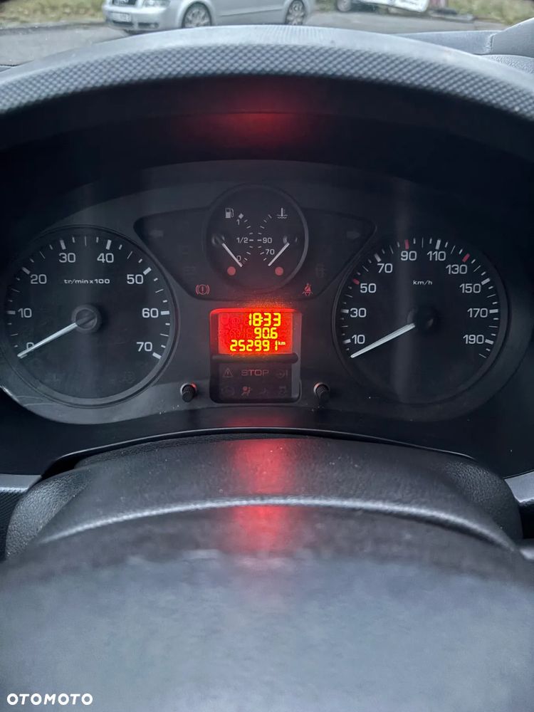 Peugeot Partner 1.6 HDi Active - 6