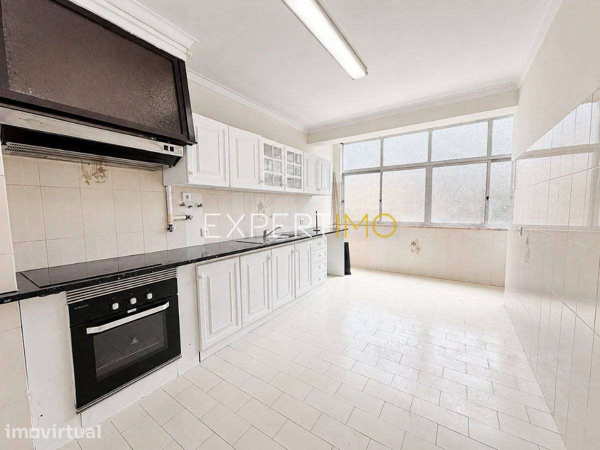 Apartamento T3 - Centro Pinhal Novo - Grande imagem: 2/17