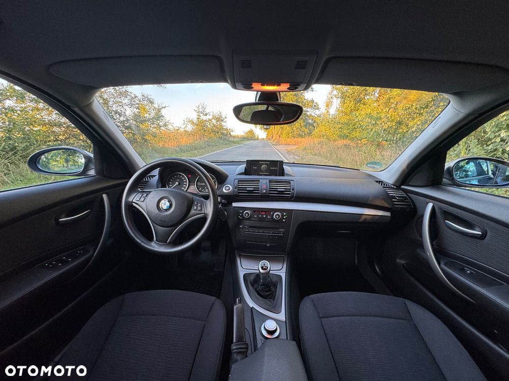 BMW Seria 1 118d - 20