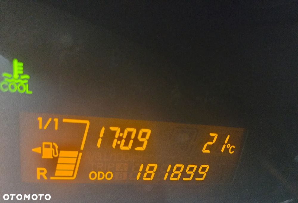 Toyota Yaris 1.4 D-4D Sol - 12