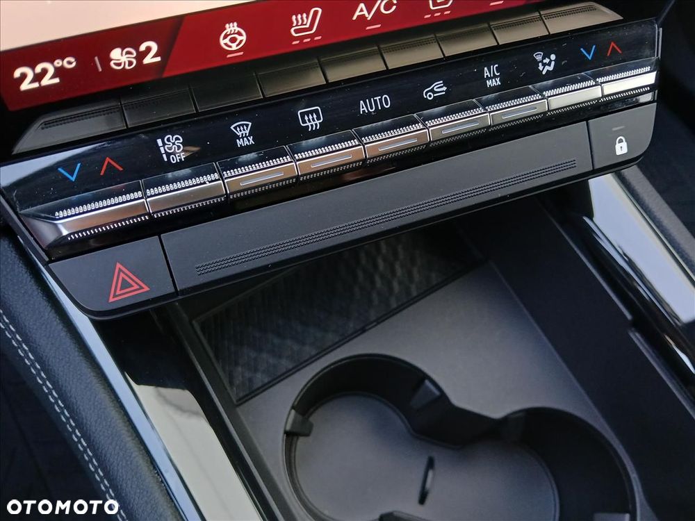 Renault Austral 1.3 TCe mHEV Iconic - 16