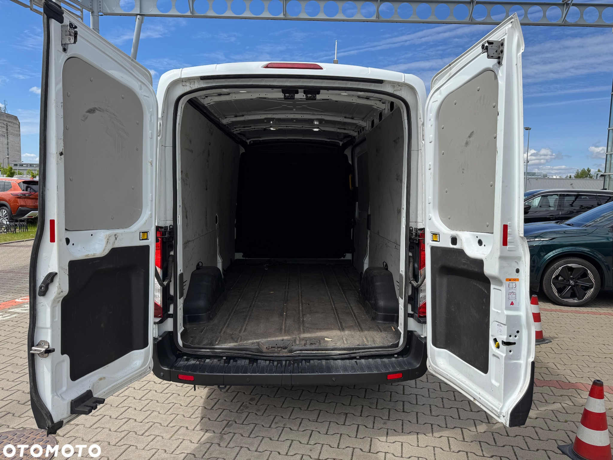 Ford Transit - 22