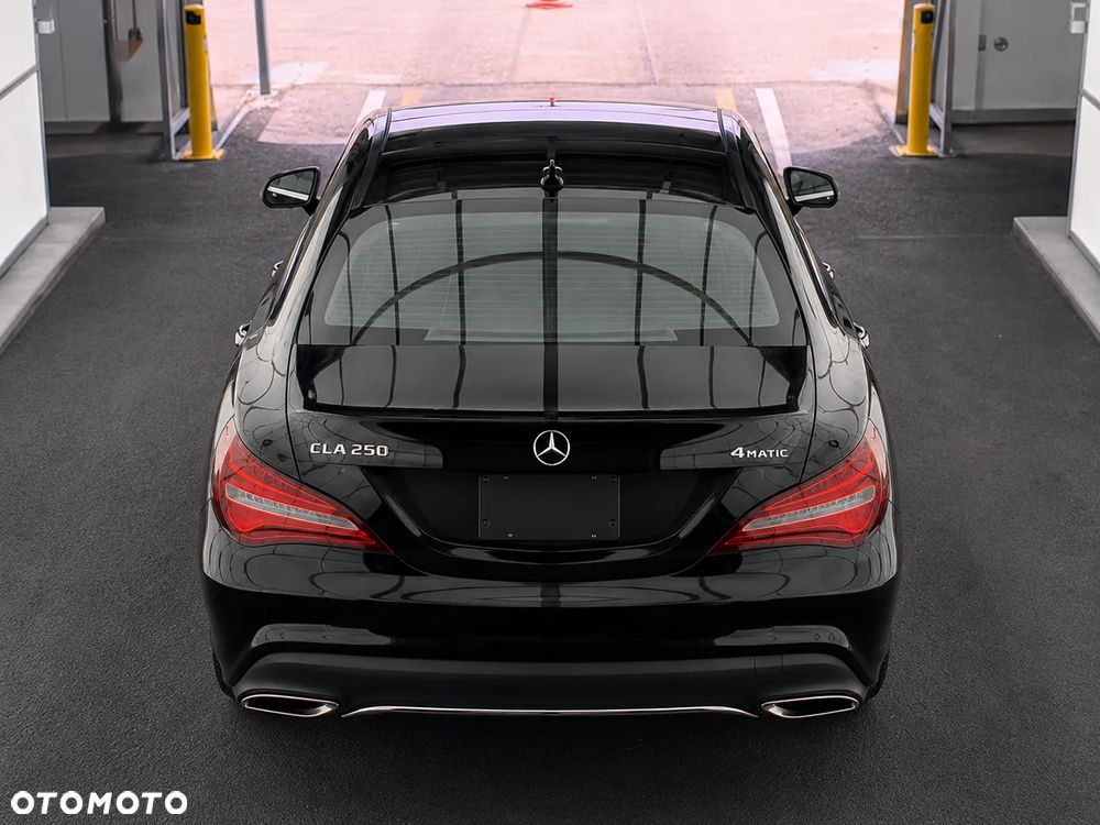 Mercedes-Benz CLA 250 4-Matic - 6