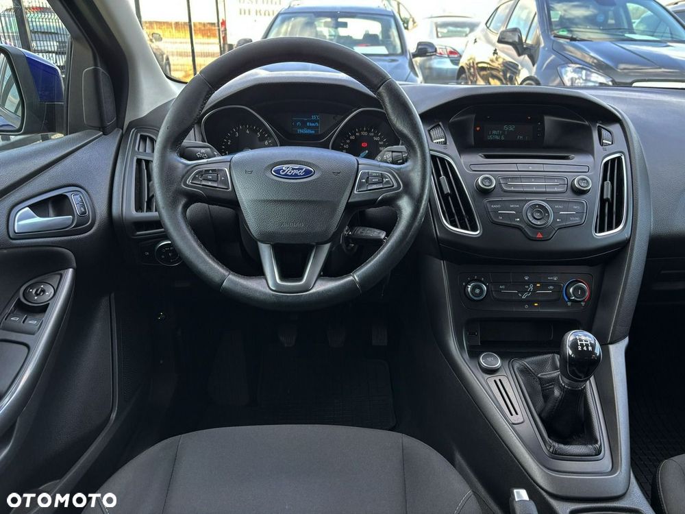 Ford Focus 1.6 Edition - 30