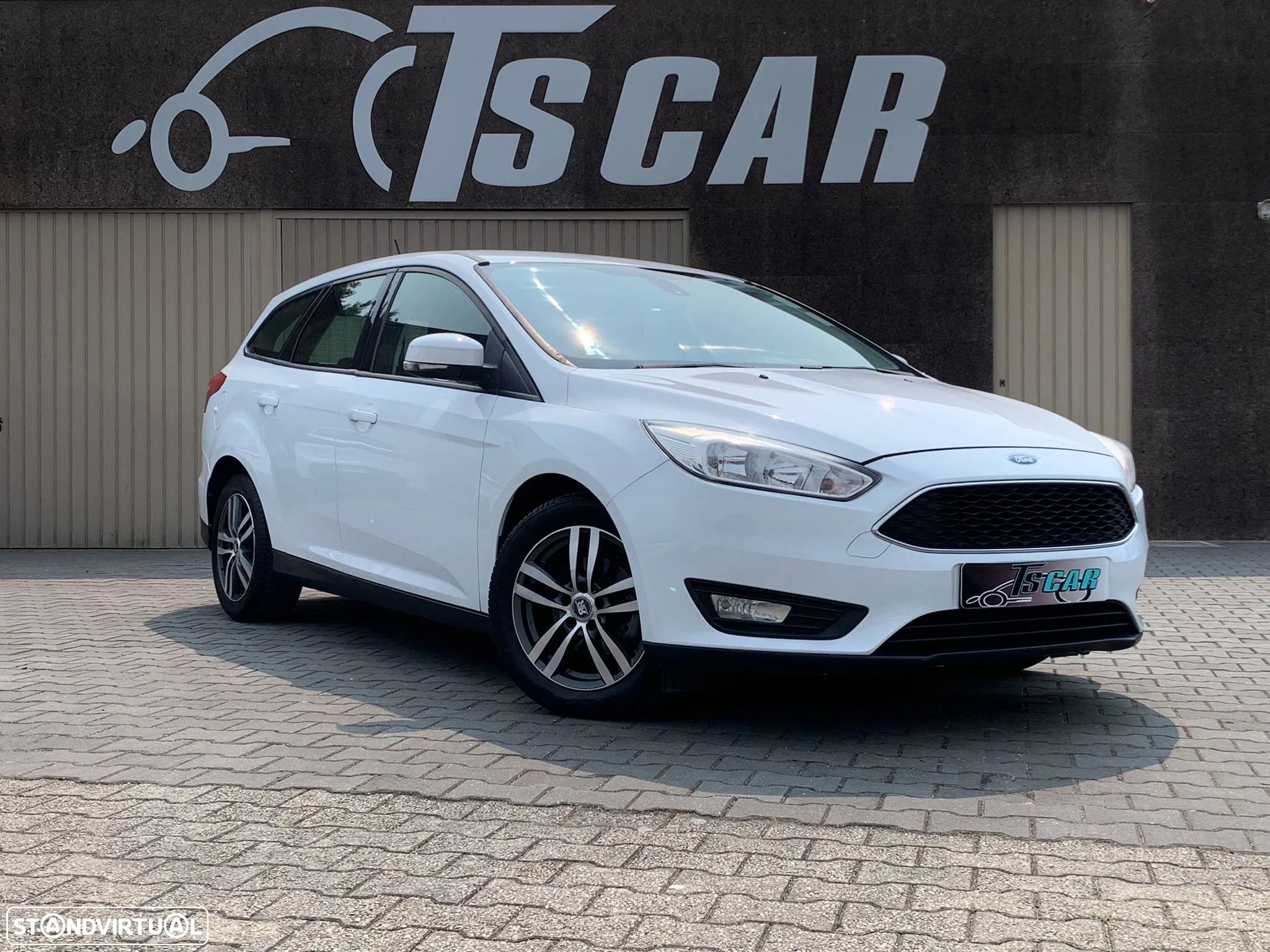 Ford Focus SW 1.0 SCTi Titanium Best - 1