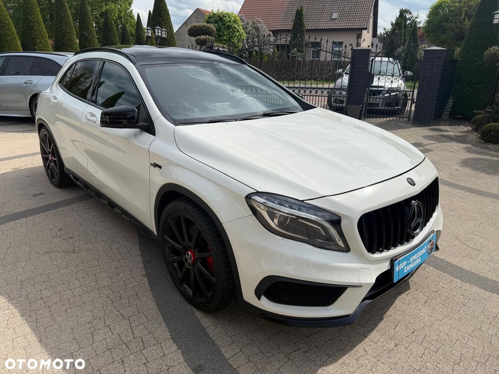 Mercedes-Benz GLA 45 AMG 4Matic 7G-DCT - 19