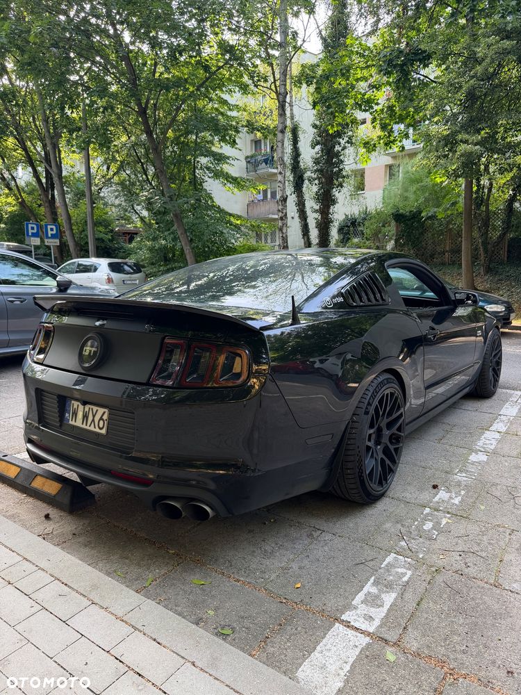 Ford Mustang 5.0 V8 GT - 16