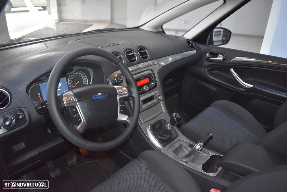 Ford S-Max 2.0 TDCi Trend 7L - 22