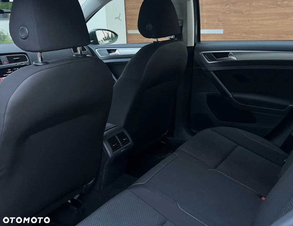 Volkswagen Golf 1.0 TSI Trendline - 12
