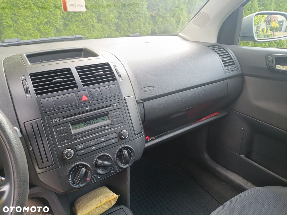 Volkswagen Polo 1.4 TDI Comfortline - 6