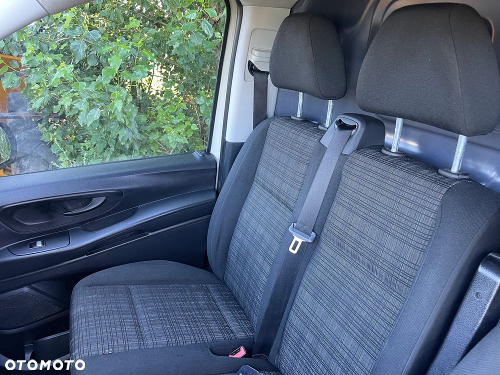 Mercedes-Benz VITO 447 2017 ROK 1.6 Diesel - 13