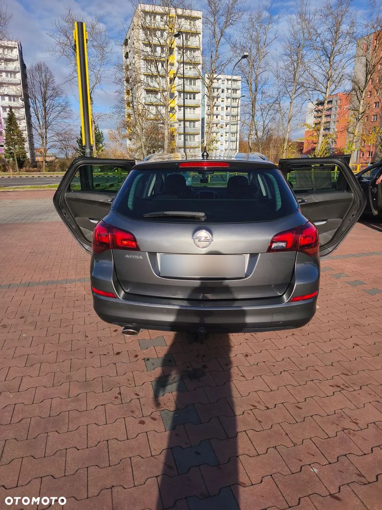 Opel Astra 1.4 T Cosmo - 7