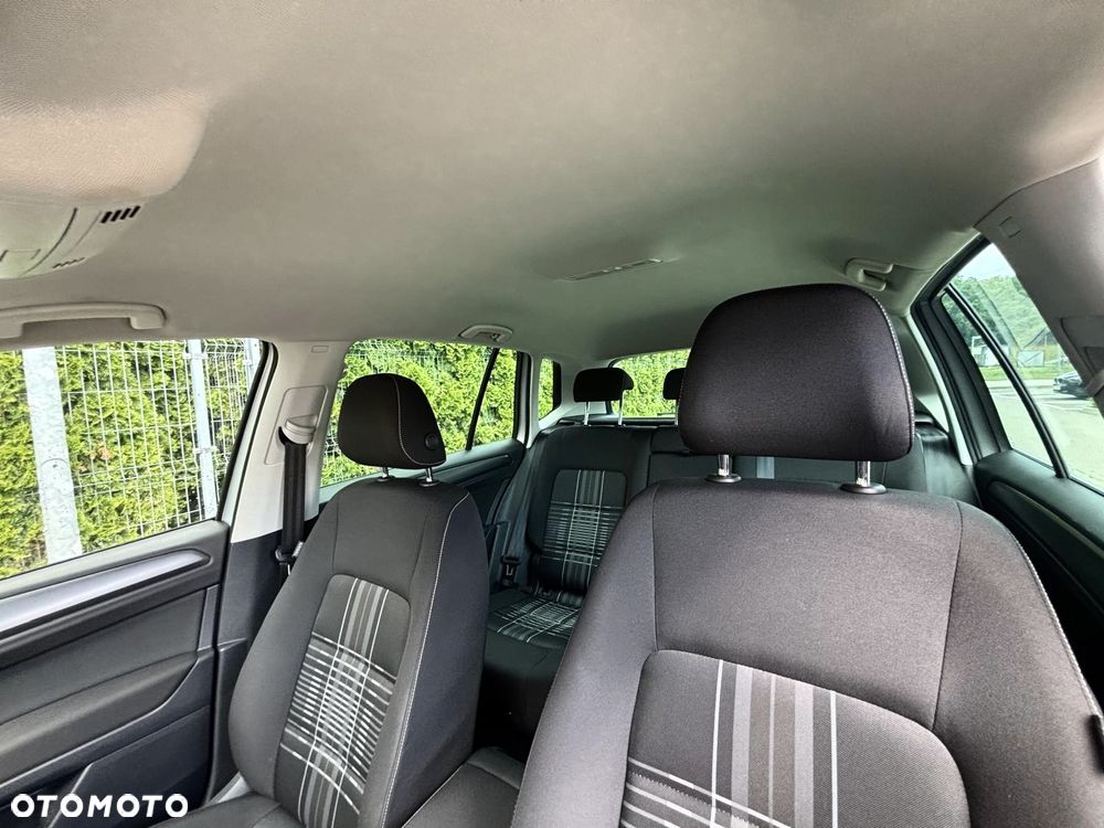 Volkswagen Golf Sportsvan - 15
