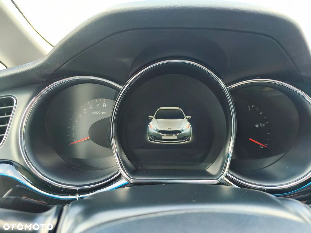 Kia Ceed 1.6 GDI DCT Platinum Edition - 11