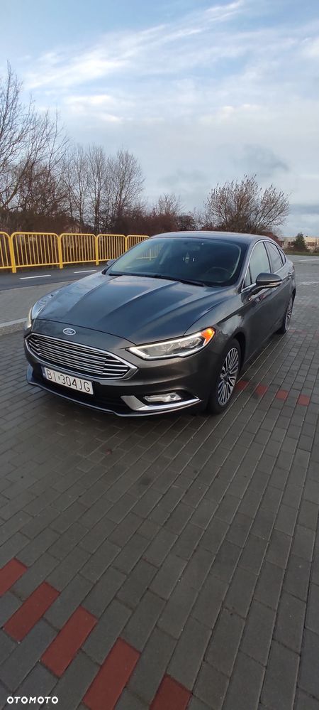 Ford Fusion - 1