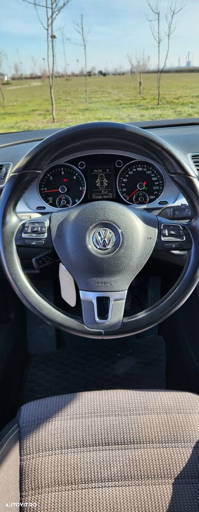 Volkswagen Passat CC 2.0 TDI DSG 4Motion BMT - 17