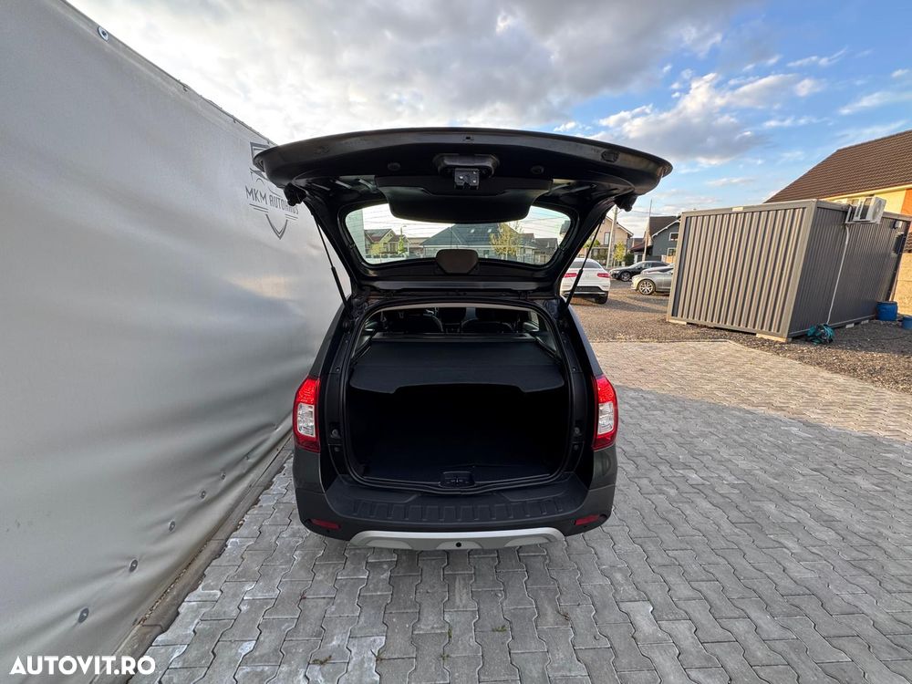 Dacia Logan 1.5 Blue dCi SL Techroad - 9