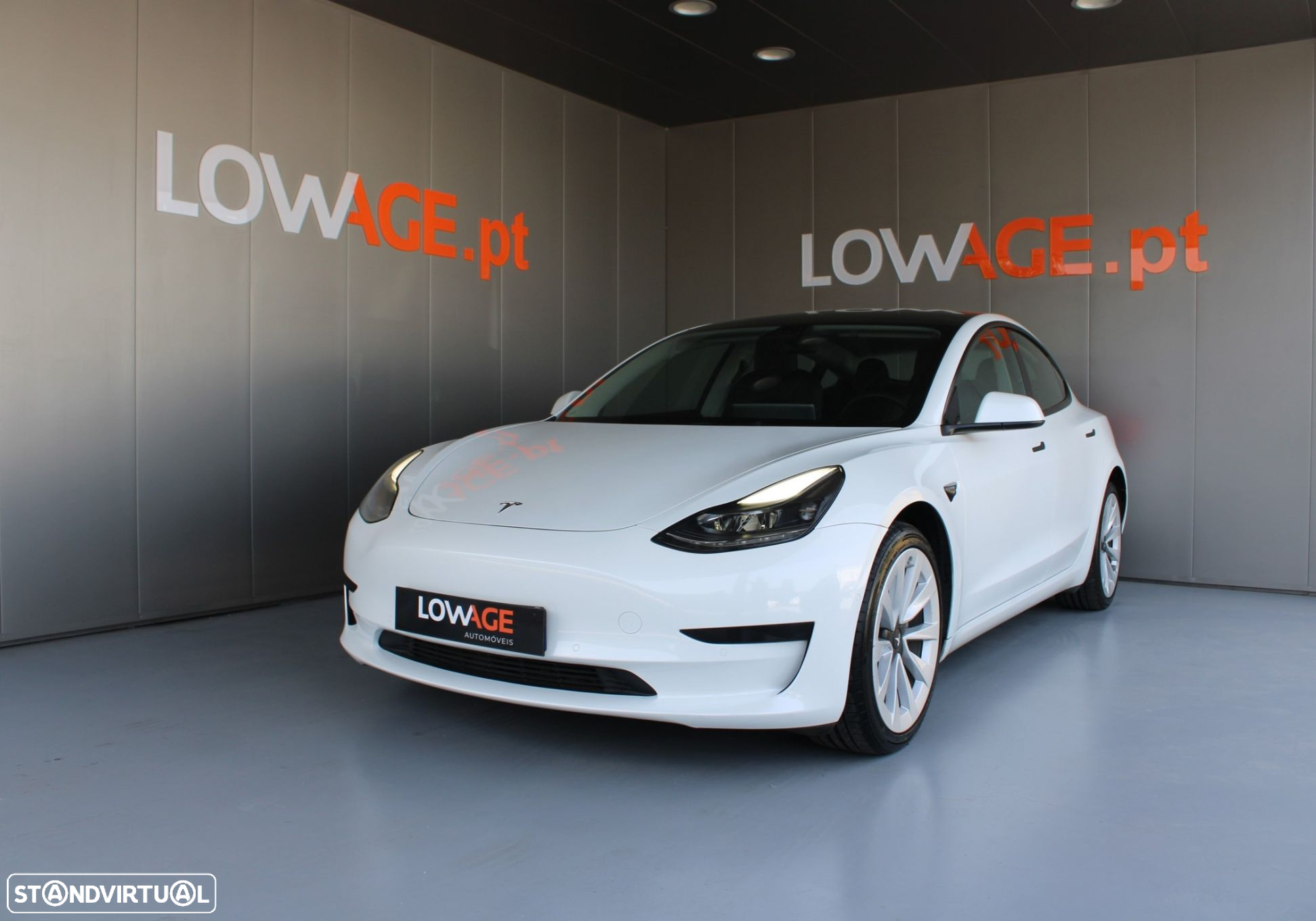 Tesla Model 3 Standard Range Plus RWD - 36