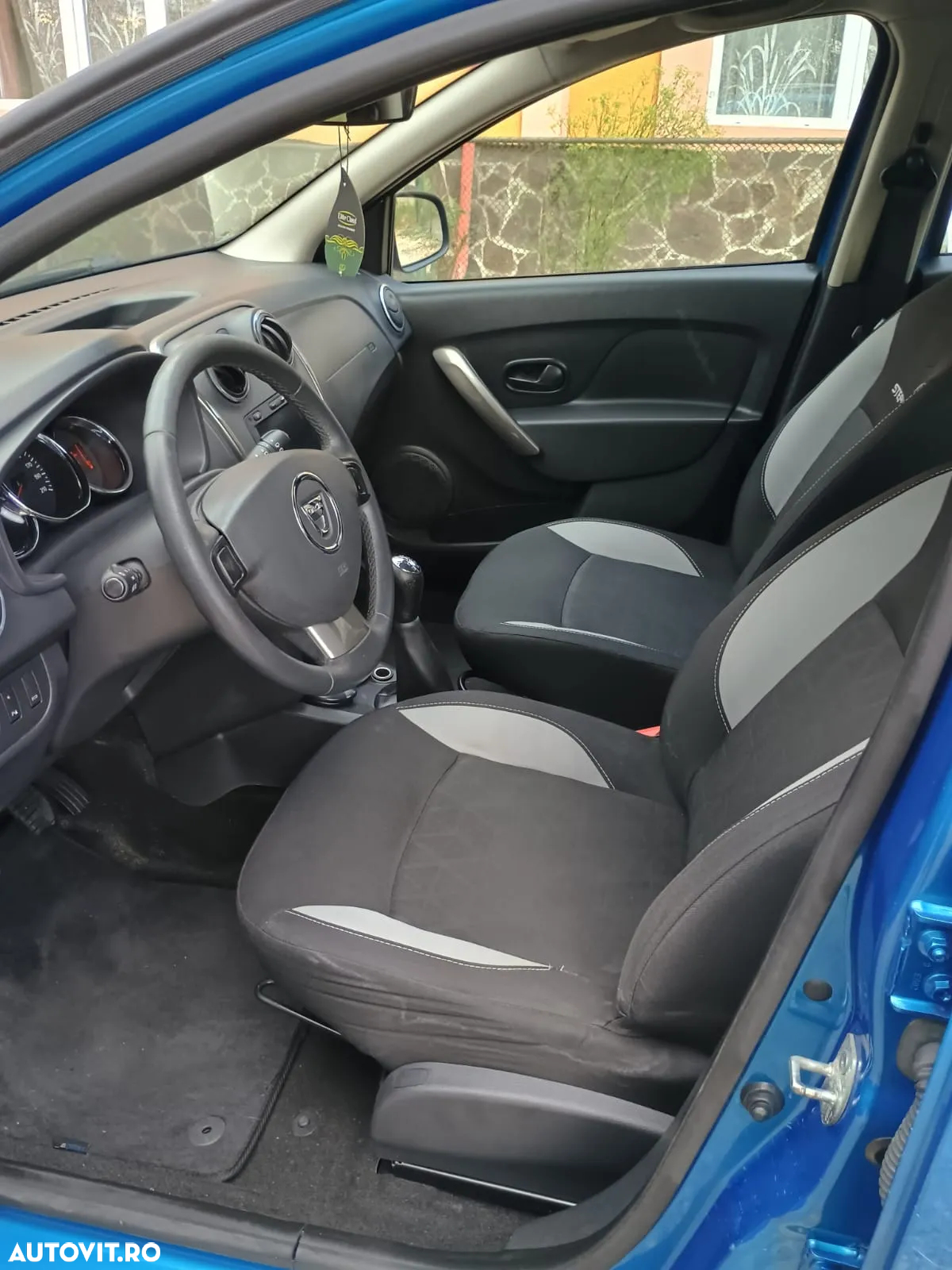 Dacia Sandero Stepway dCi 90 S&S Prestige - 9