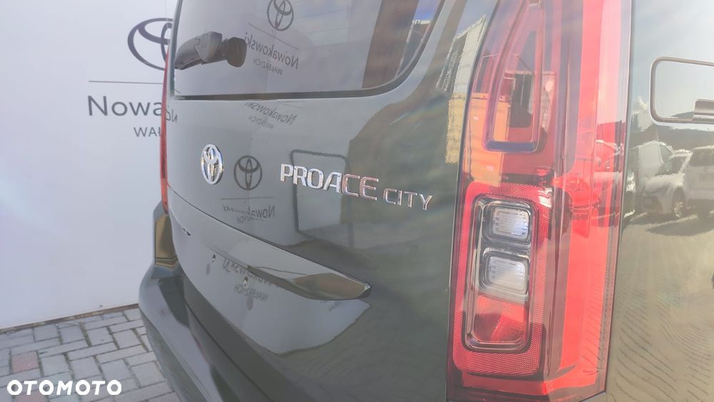 Toyota Proace City Verso 1.5 D-4D VIP - 10