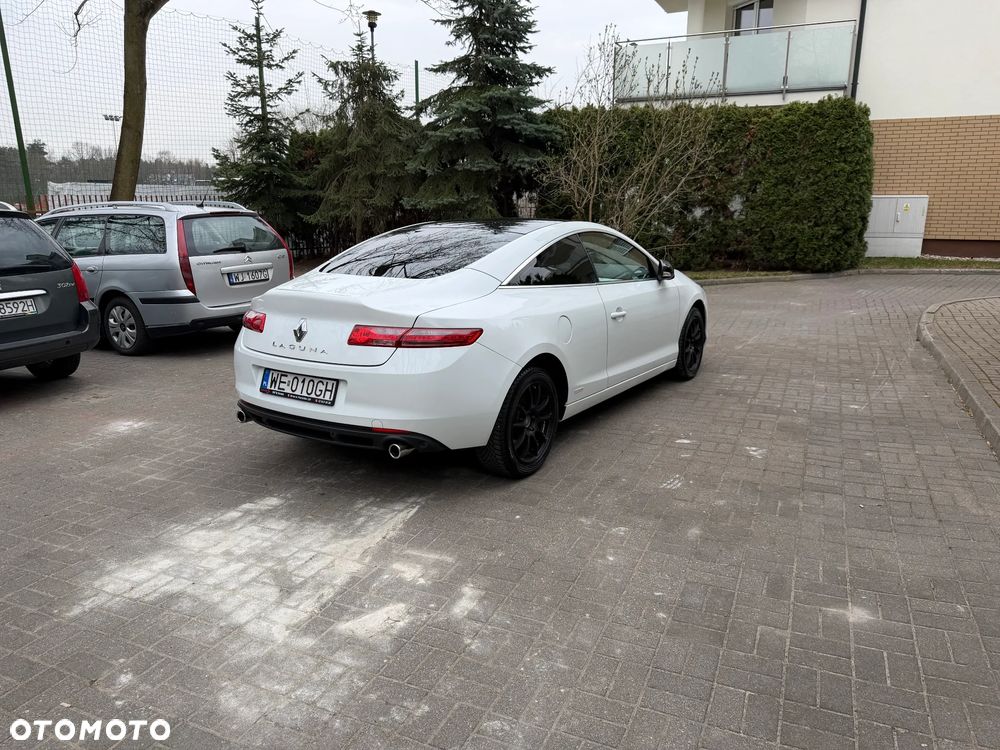 Renault Laguna 2.0 dCi Monaco GP2 - 8