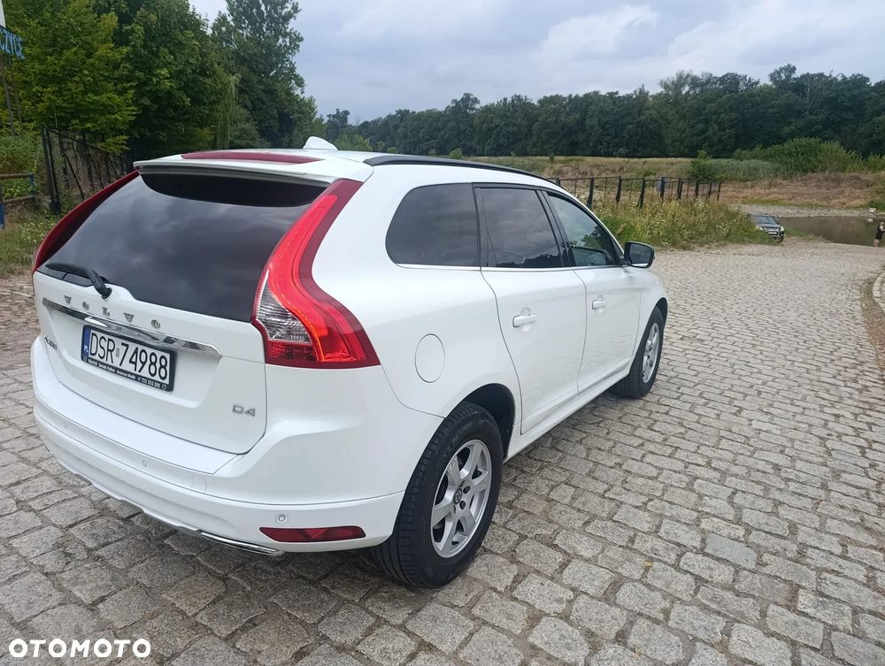 Volvo XC 60 - 4
