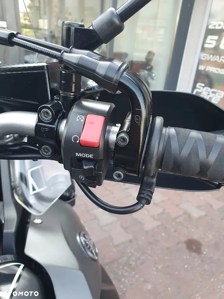 Yamaha Super Tenere - 15