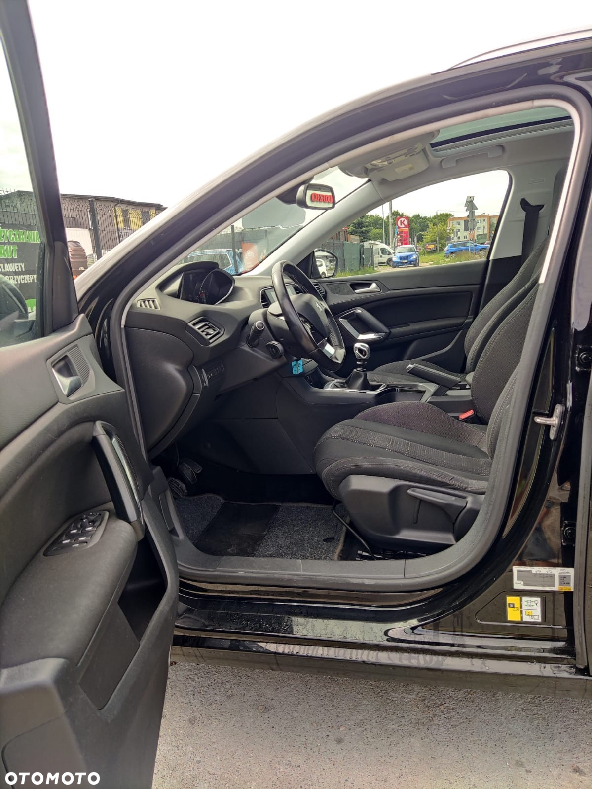 Peugeot 308 1.6 BlueHDi Active S&S - 18