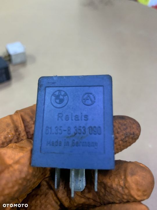 PRZEKAŹNIK 8353090 BMW E36 E38 Z3 - 1