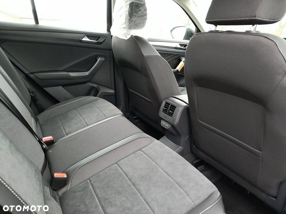 Volkswagen T-Roc 1.5 TSI Style DSG - 17