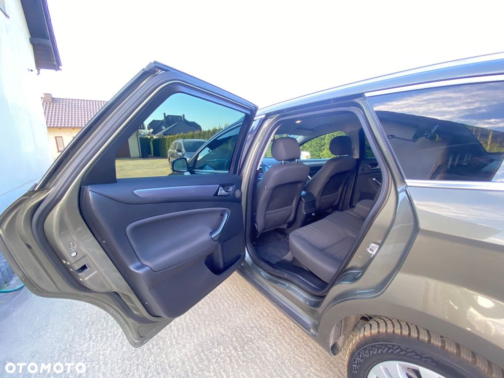 Ford Mondeo 2.0 TDCi Titanium - 27