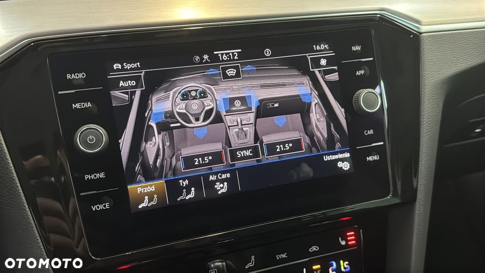 Volkswagen Passat 2.0 TDI EVO Elegance DSG - 24