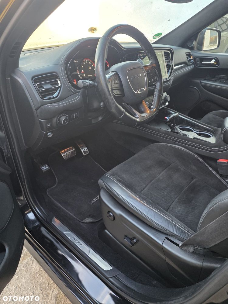 Dodge Durango - 8